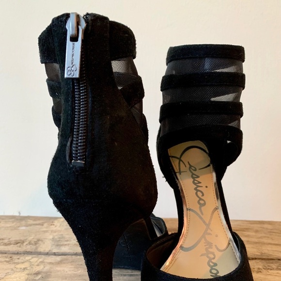 Jessica Simpson Heels with Sexy Ankle Cuff and Back Zip - Picture 3 of 4